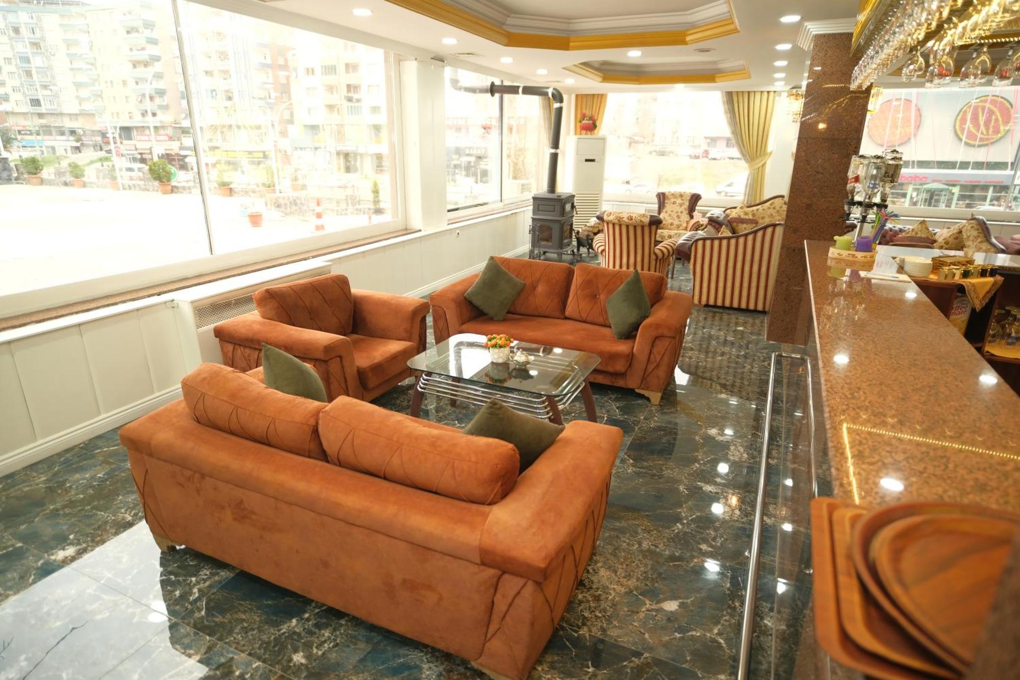 Malabadi Hotel 迪亚巴克尔 外观 照片
